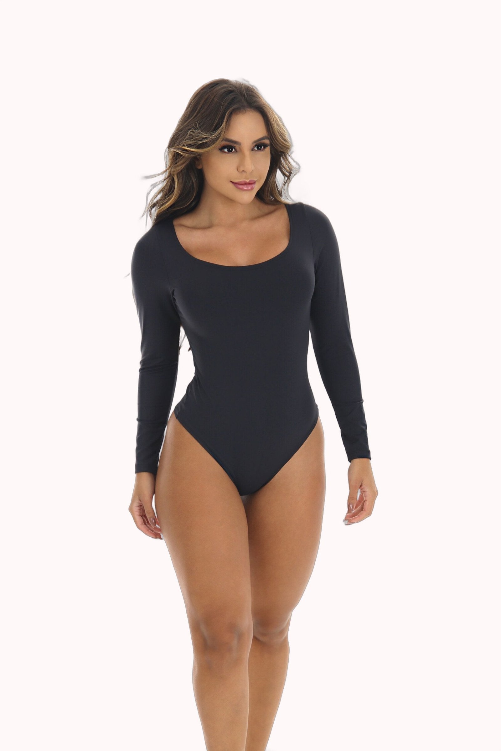 Body preto feminino manga longa – Doce Malícia